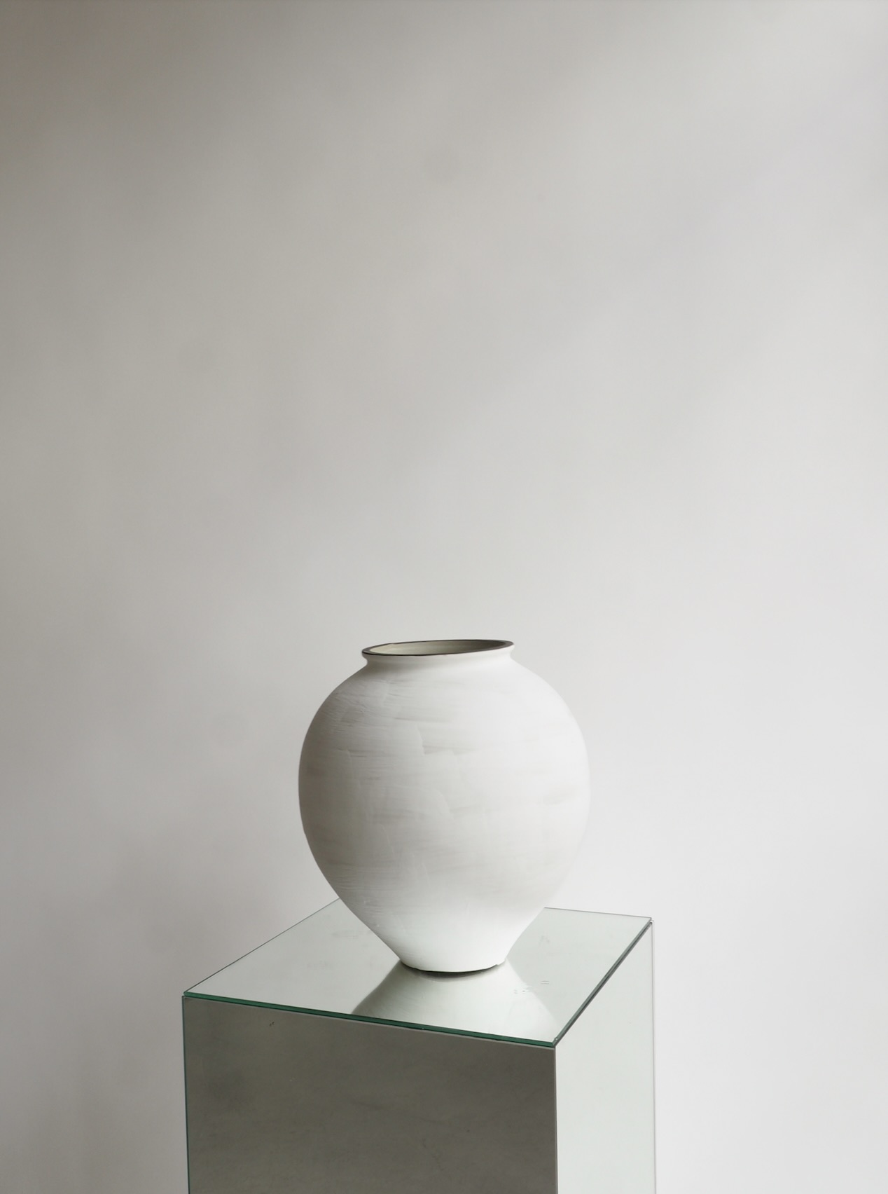 CERAMIC VASE 3.1 - 3.2