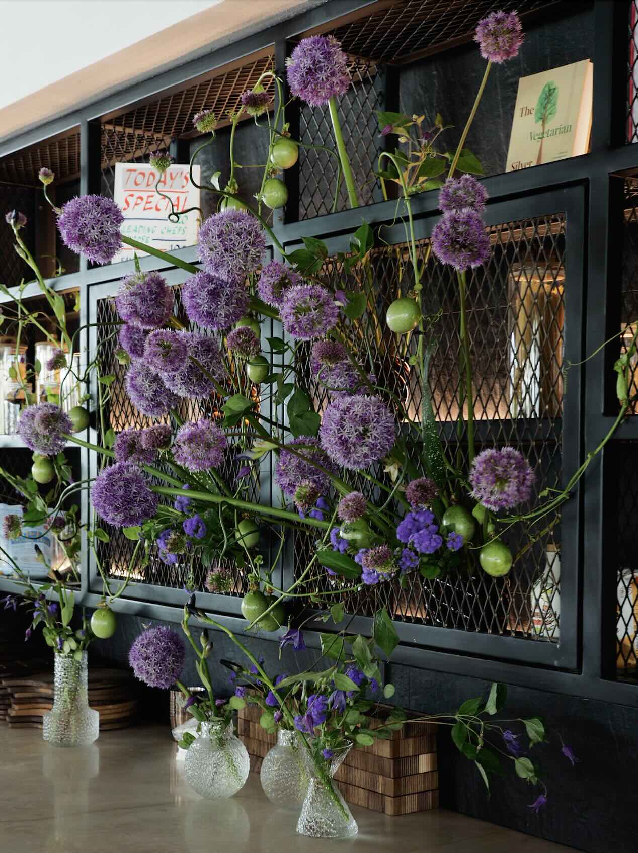 Pino Flowers promo