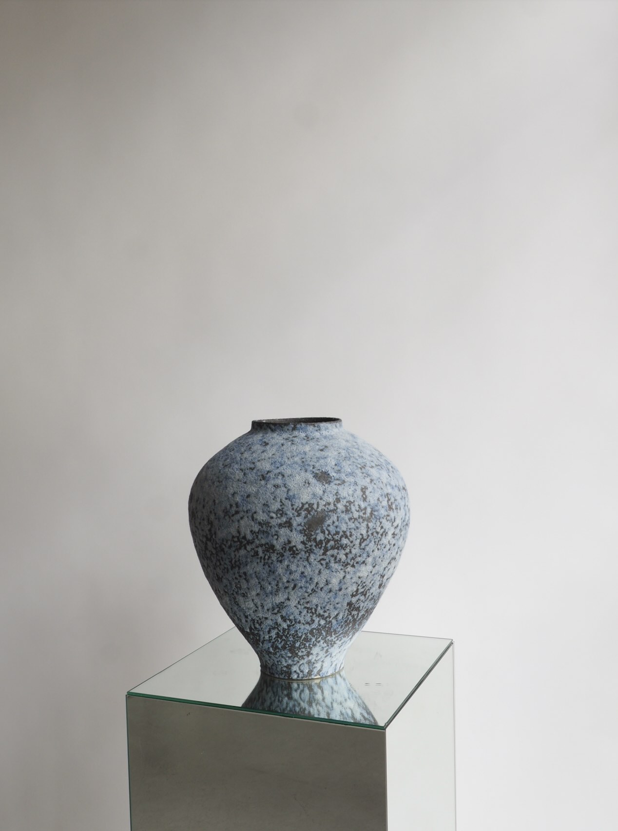CERAMIC VASE 6.0